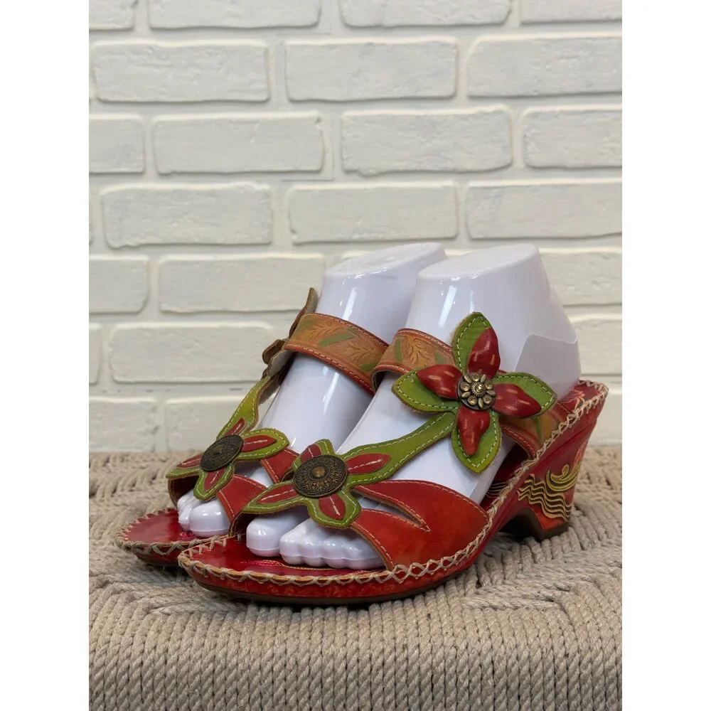 Elite by Corkys Poppy Hand-Tooled Leather Wedge Sandals Red Floral Size 9